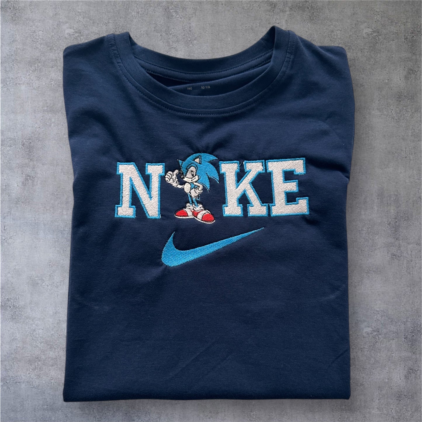 Sonic Embroidered Sweatshirt/T-Shirt